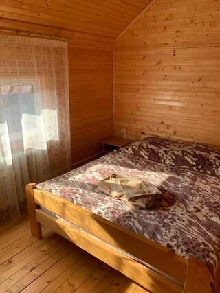 Дома для отпуска База відпочинку Берегиня Tukhlya Дом с 5 спальнями-19